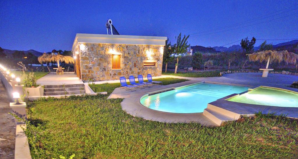 Iridanos Villa Kíssamos Exteriör bild