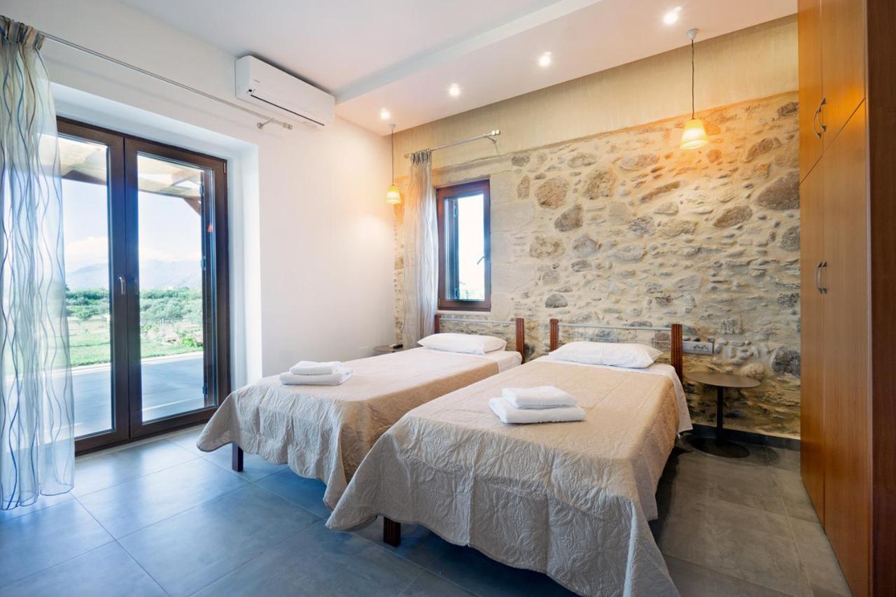 Iridanos Villa Kíssamos Exteriör bild